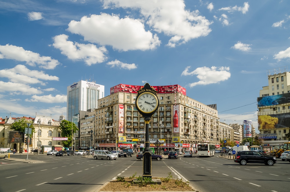 Mejores zonas donde alejarse en Bucarest - Bulevard Dacia y Piata Romana
