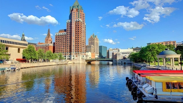 Best areas to stay in Milwaukee - Westown