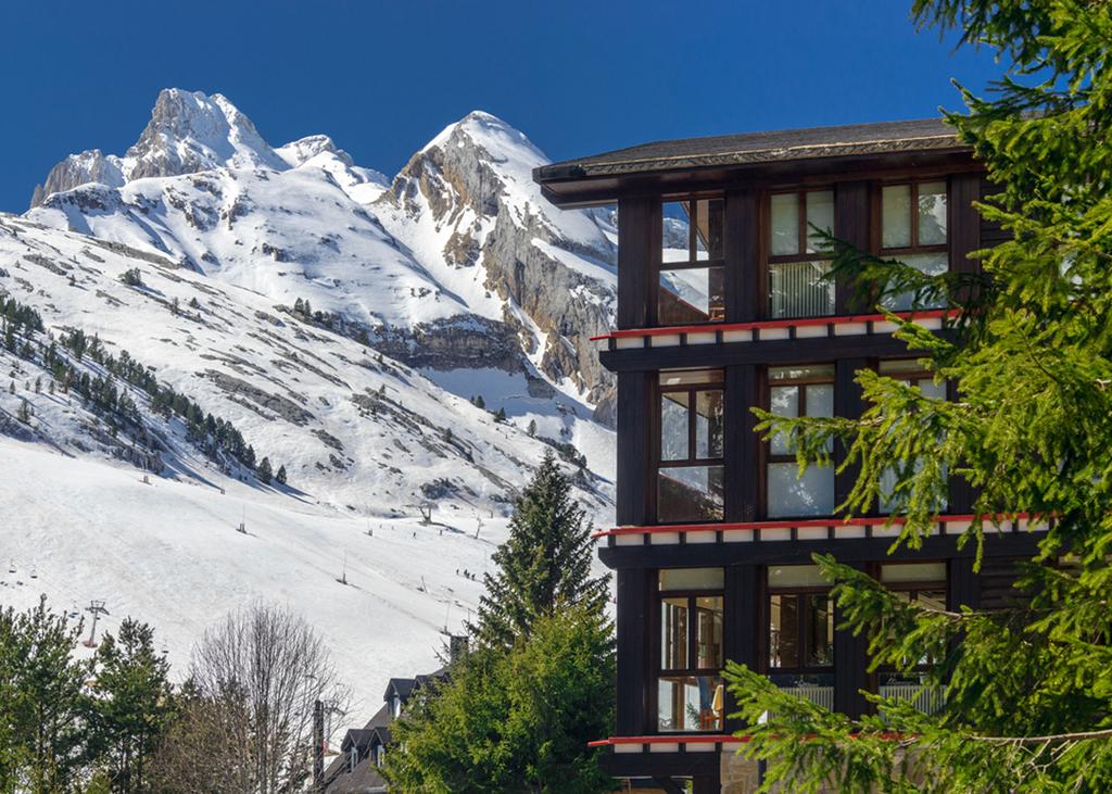 Mejores zonas donde alojarse en Jaca para practicar esquí - Candanchú