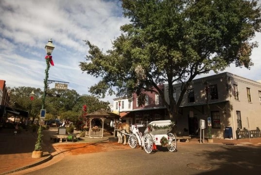 Best areas to stay in Savannah, Georgia - Downtown Savannah