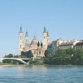 Las mejores zonas donde alojarse en Zaragoza, España