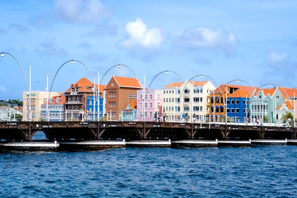 Willemstad es una de las mejores zonas de shopping en el Caribe