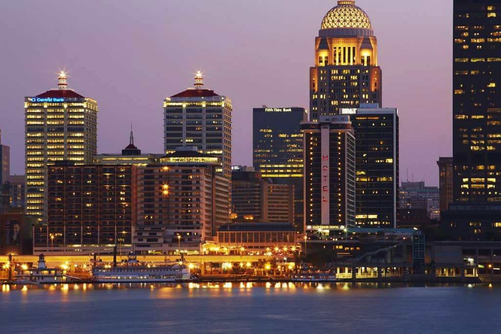 Mejores zonas donde alojarse en Louisville, Kentucky - Waterfront Park