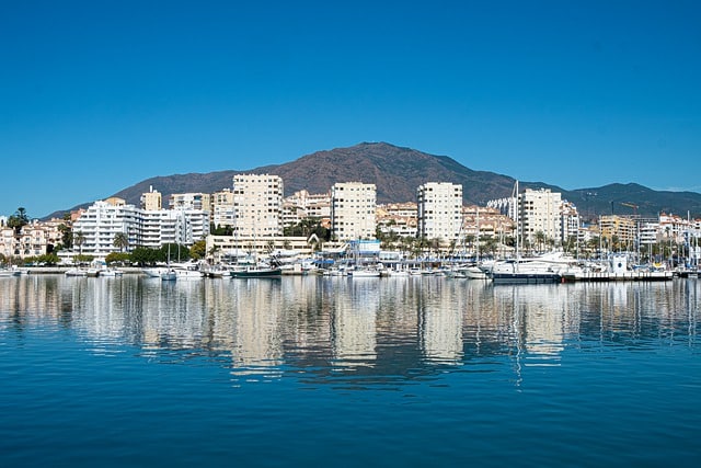 Where to stay in Estepona, Málaga - Port and urban beaches