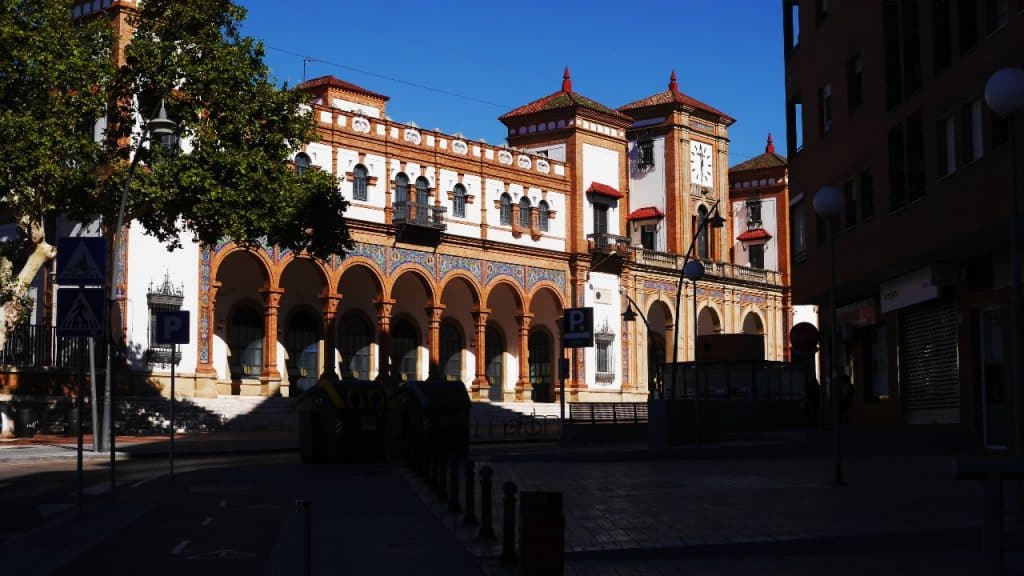 Mejor zona donde alojarse en Jerez para turistas - Cerca de la estación de trenes